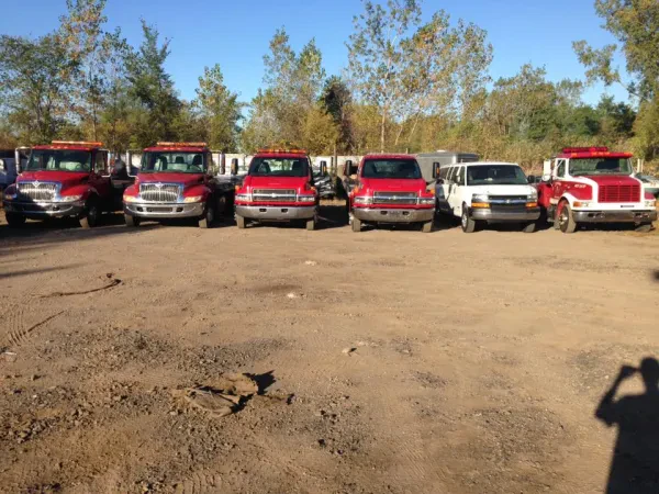 Lonnie's M15 Towing & Recovery - photo 3