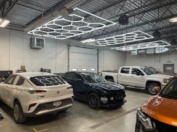 Glenn's CARSTAR Body Shop - photo 2