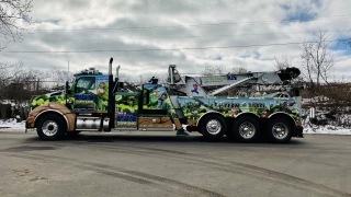 P.J.'s Towing
