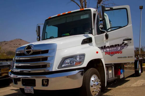 Henry's Towing Service - photo 3