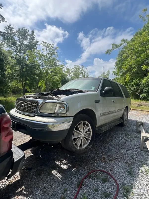 Wayne Buys Junk Cars - photo 2