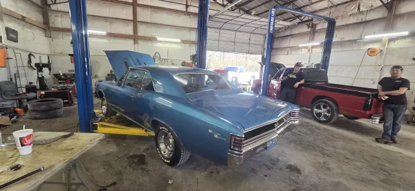 Honeycutt Garage & Towing - photo 3