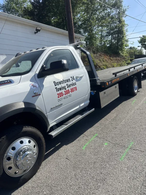 downtown 24 Towing Service LLC - photo 3
