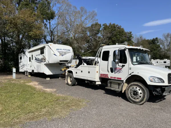 Angelo's Towing Mobile - photo 3
