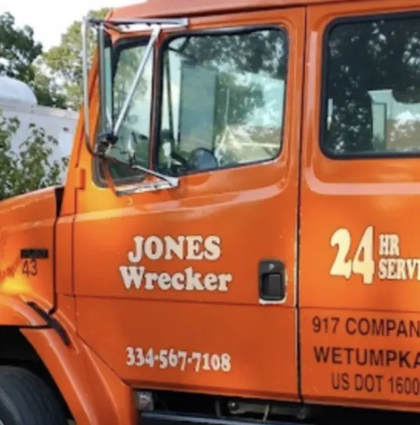 Jones Auto & Wrecker Service - photo 2