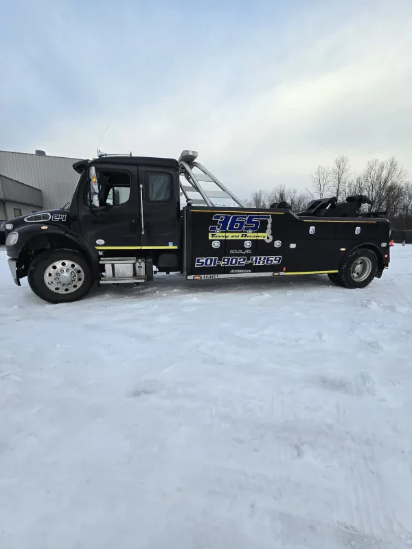 365 Towing and Recovery - photo 2