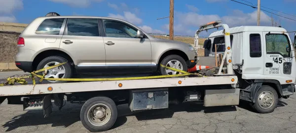Brooks $45 Towing - photo 2