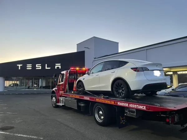 AutoFox Towing - photo 3
