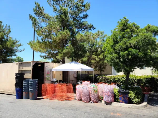 Sunset Recycling Center - photo 3