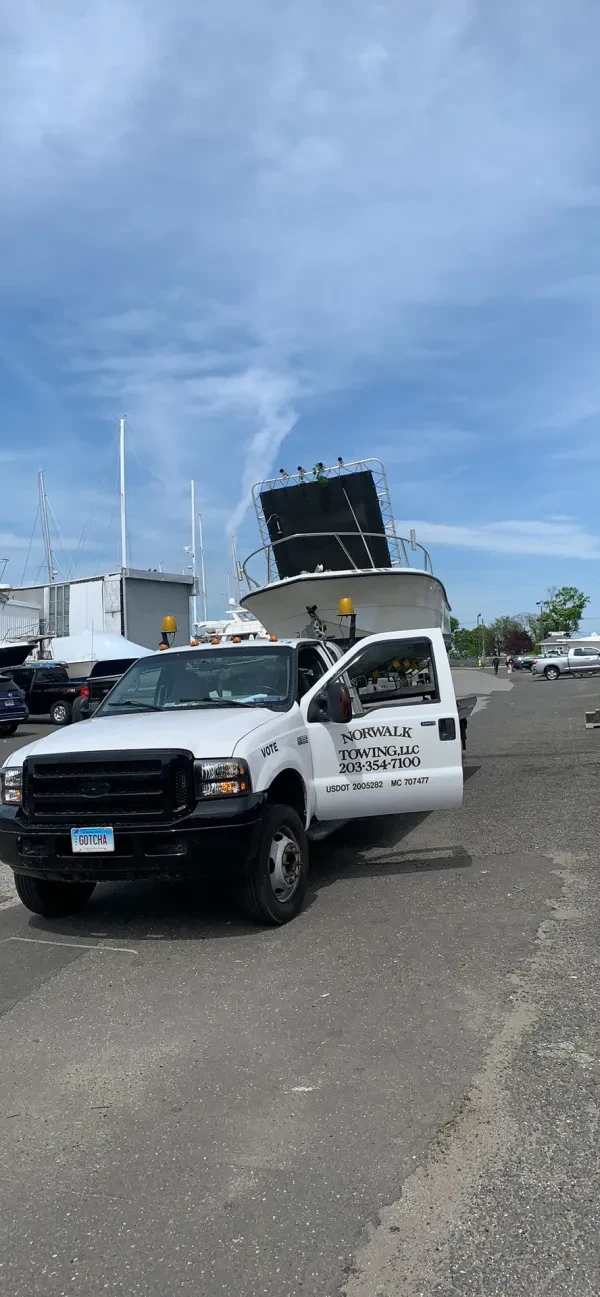 Norwalk Towing - photo 2
