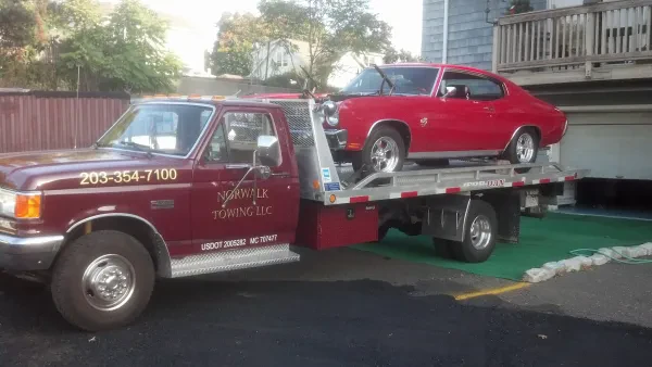 Norwalk Towing - photo 4
