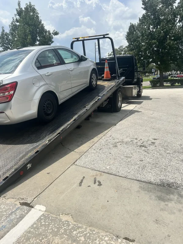 Stellar Towing & Recovery - photo 4