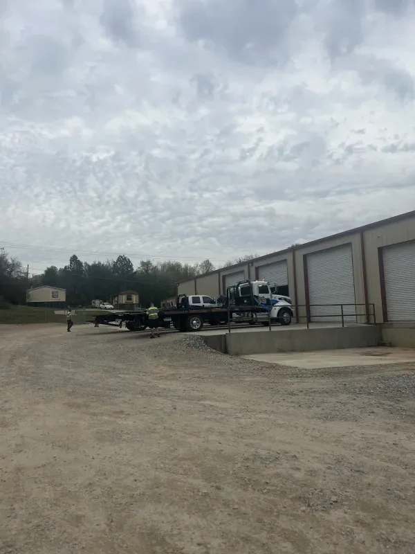 Curts Heavy Towing - photo 3