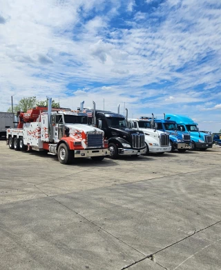 Road Ready Towing,Truck & Tire