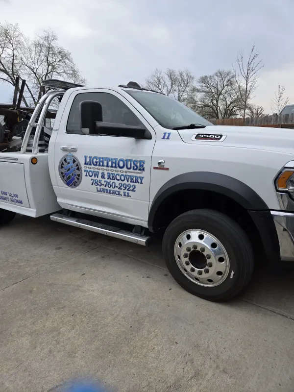 Lighthouse Tow & Recovery - photo 2
