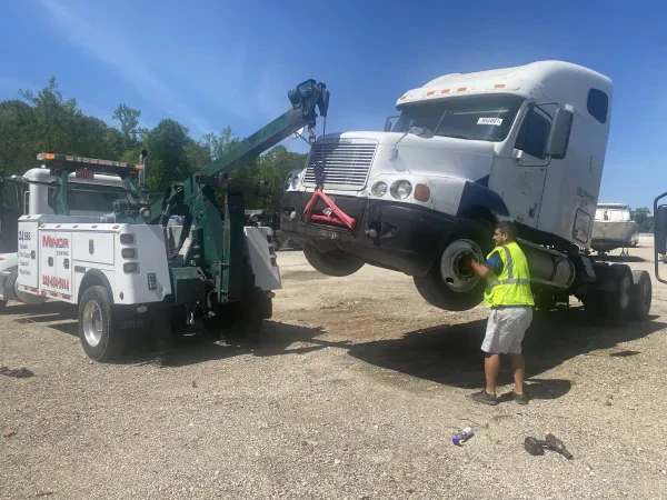Minor Roadside & Towing LLC - photo 4