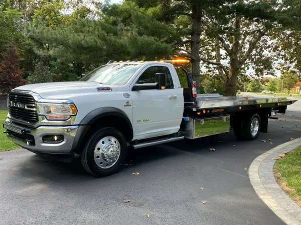 ARZ Towing CO. - photo 2