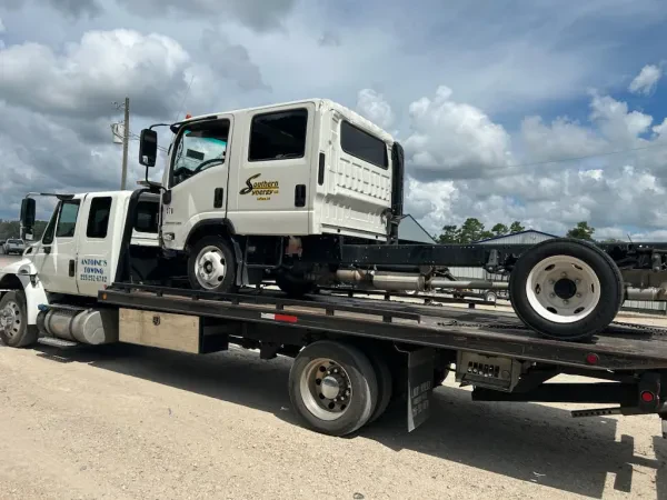 Antoine's Towing - photo 4