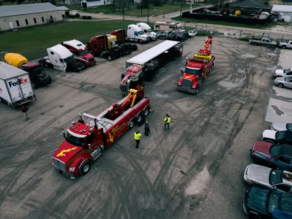 Elite Service Recovery & Towing - photo 4