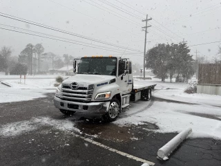 Pop's Towing & Recovery Services