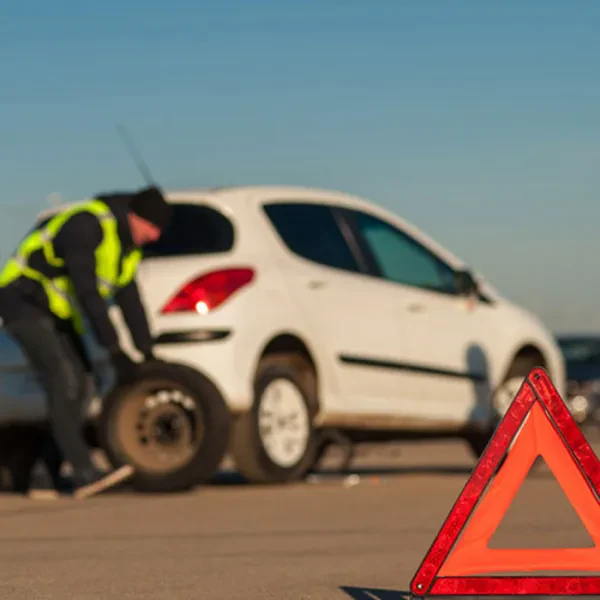 J & J Towing and Recovery - photo 4