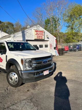 V auto center