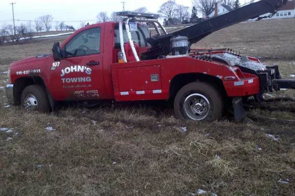John's Towing Services - photo 3