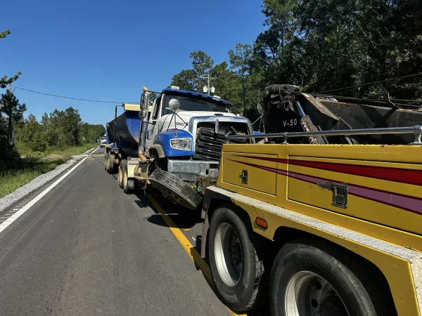 A & B Towing and Automotive LLC - photo 3