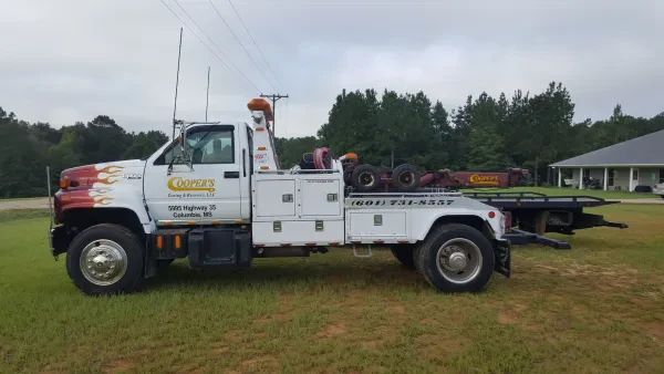 Cooper's Towing & Recovery, LLC - photo 4