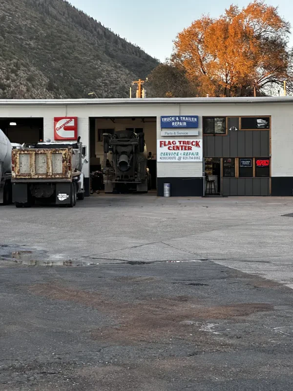 Flag Truck Center - photo 2