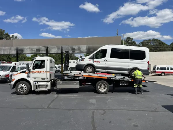 Marietta Wrecker Service - photo 4