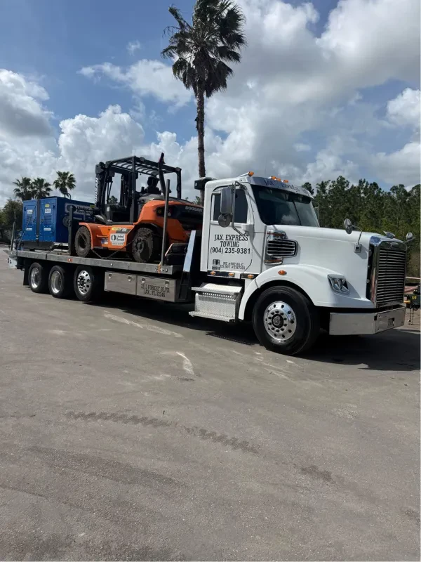 JAX EXPRESS TOWING LLC - photo 4