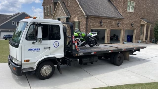 Andre's Towing Services LLC