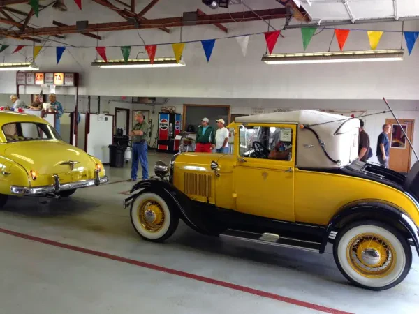 Anderson Auto Auction - photo 2