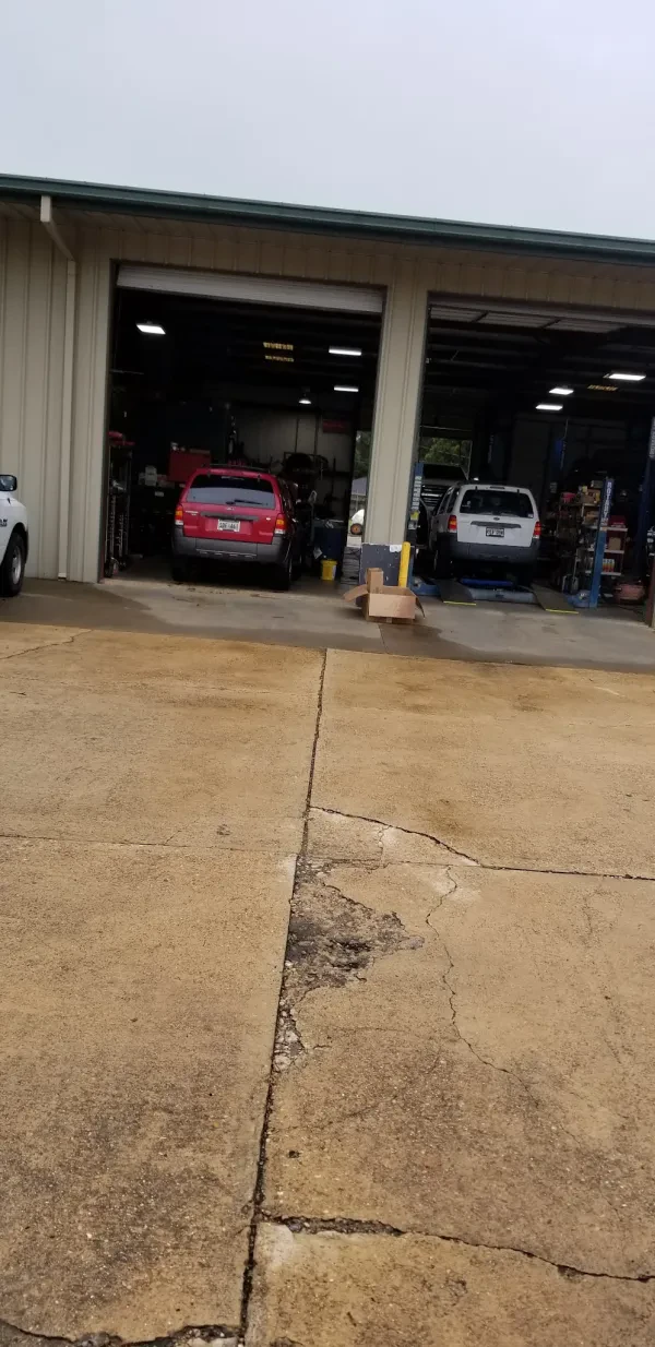 Warren's Auto Repair, L.L.C. - photo 2