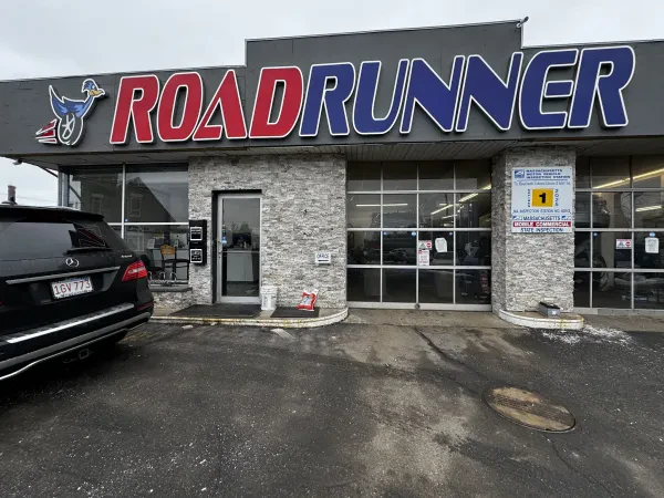 Road Runner Auto Repair - photo 3