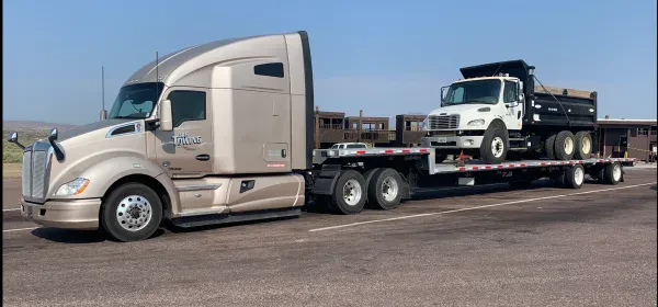 J&E Towing LLC - photo 3