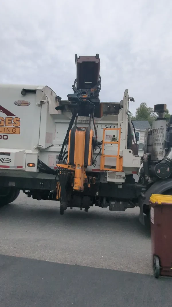 Twin Bridges Waste & Recycling - photo 4