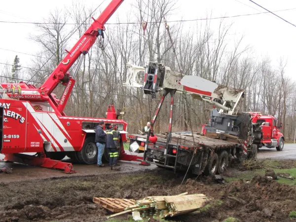 Ray Kerhaerts Towing & Auto Repair - photo 3