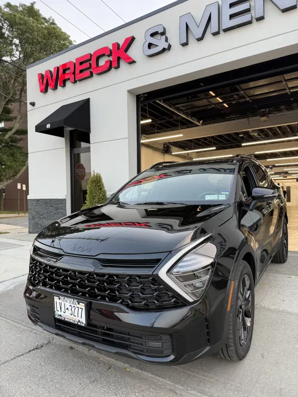 Wreck & Mend Auto Body - photo 2