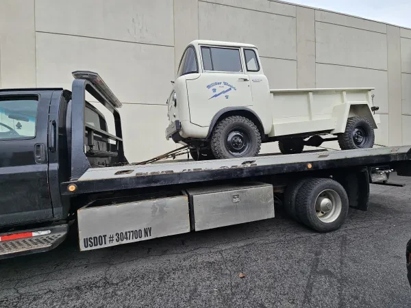 Colon's Auto Towing - photo 4