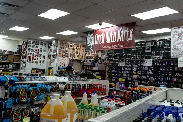 Arch Auto Parts - photo 2