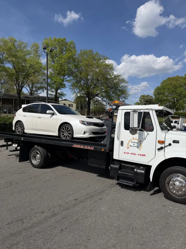 WAF Towing & Roadside - photo 3
