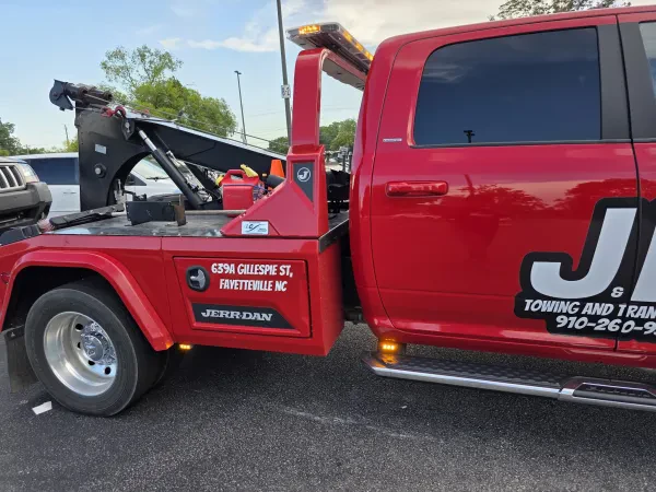 J & P Towing and Transporting - photo 3