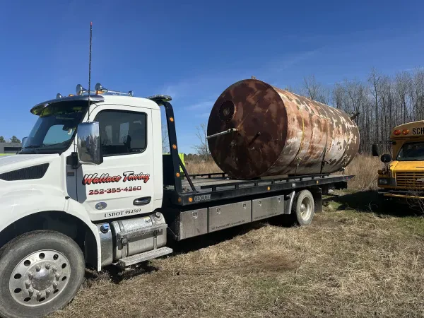 Wallace Towing and Automotive Inc - photo 2