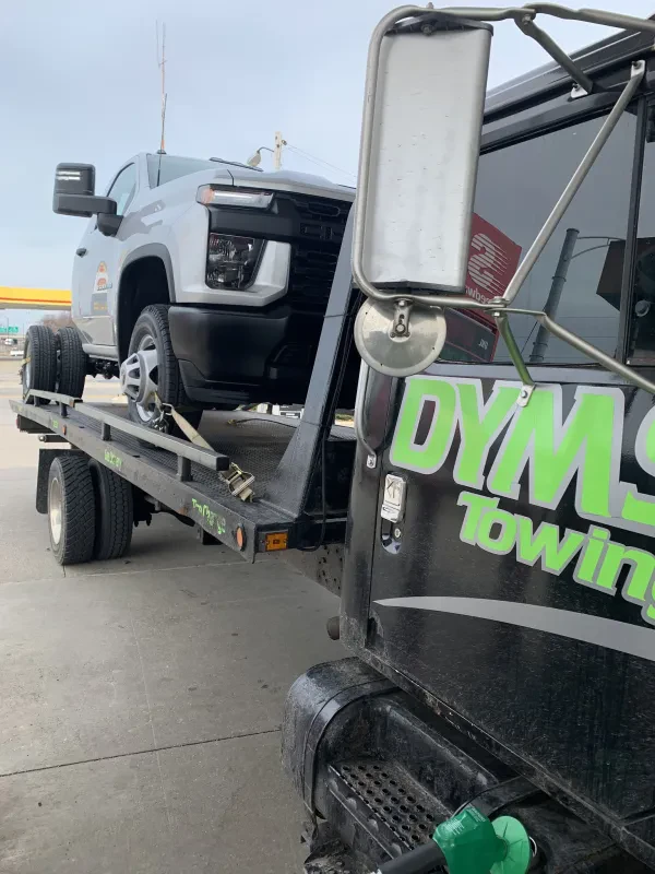 DYMS Towing LLC - photo 4