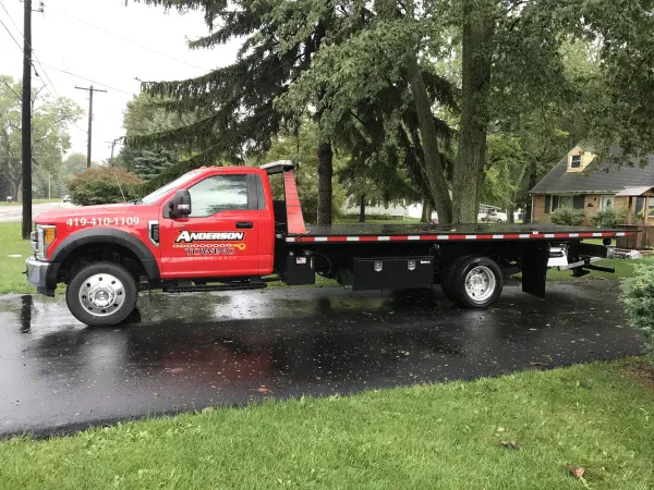 anderson towing - photo 2