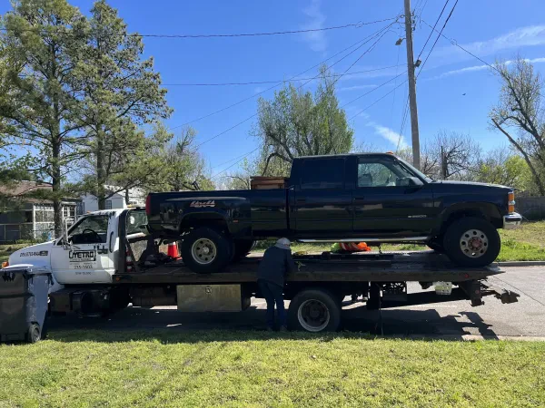 Metro Towing & Recovery LLC - photo 2
