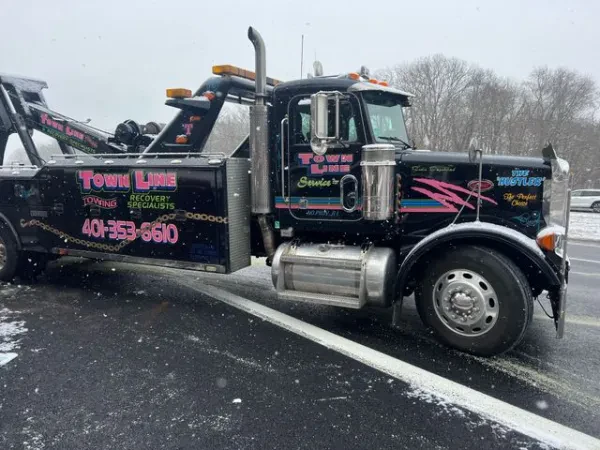 Town Line Towing & Recovery - photo 2