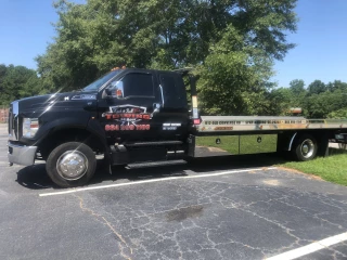 Hook N Roll Towing